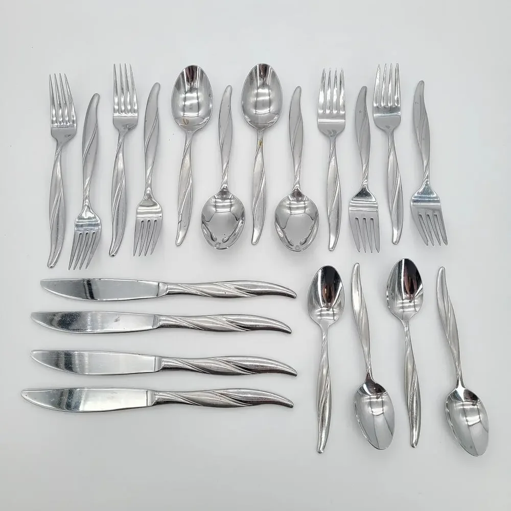 Vintage Pfaltzgraff Flatware Silverware MELODY 20 Pieces 4 Settings China 18/0